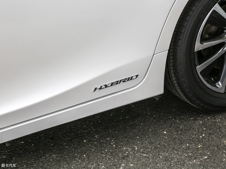 2017׿_˹CT 200h m ɫ