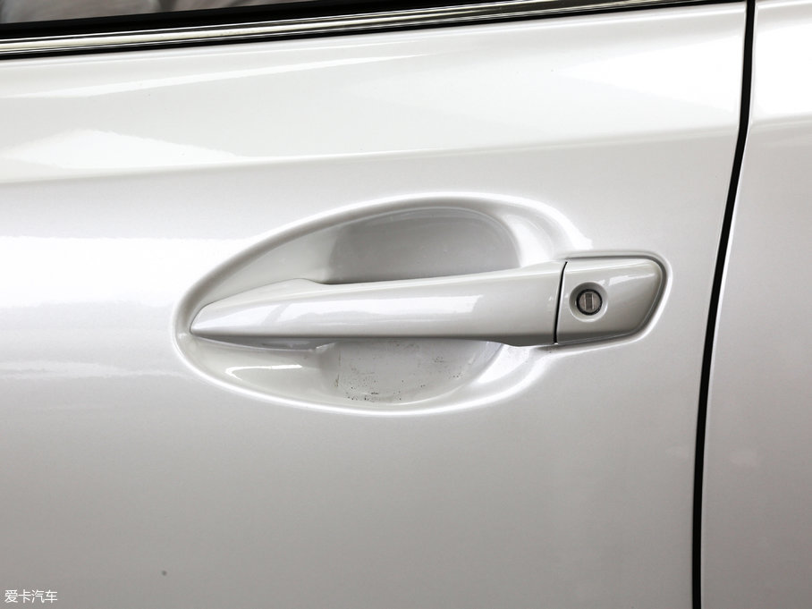 2017׿_˹CT 200h m ɫ