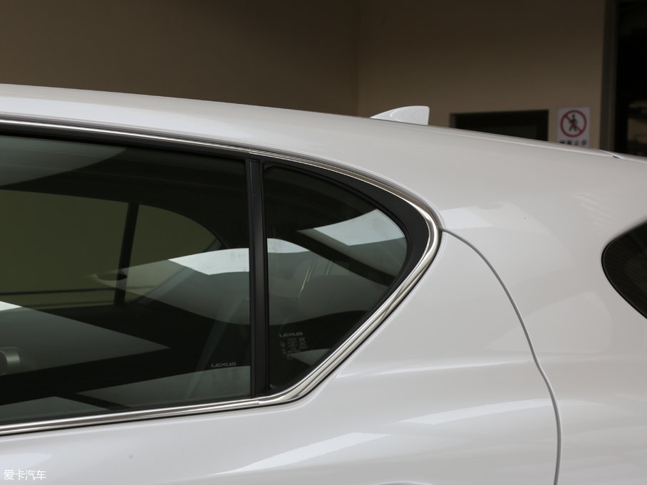 2017׿_˹CT 200h m ɫ