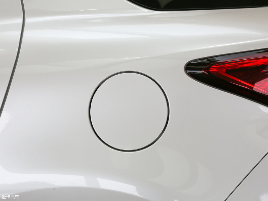 2017׿_˹CT 200h m ɫ