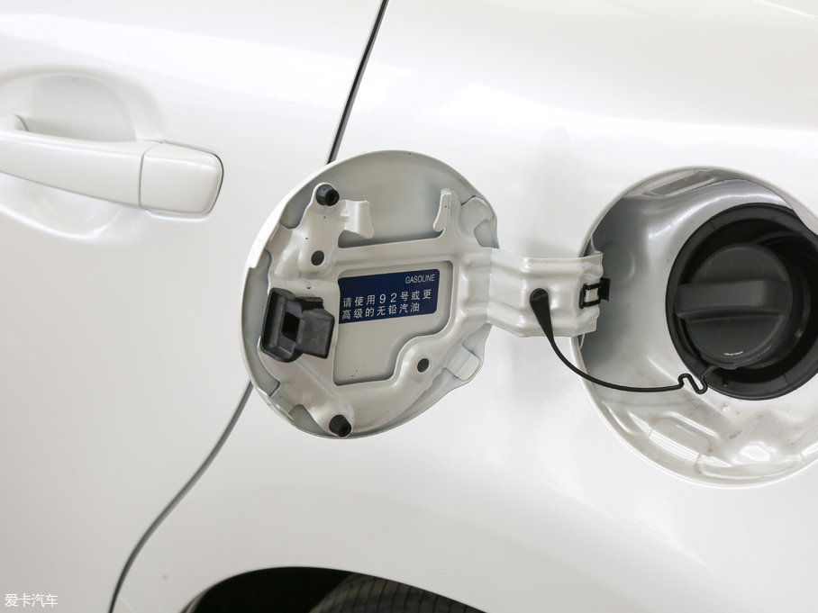 2017׿_˹CT 200h m ɫ