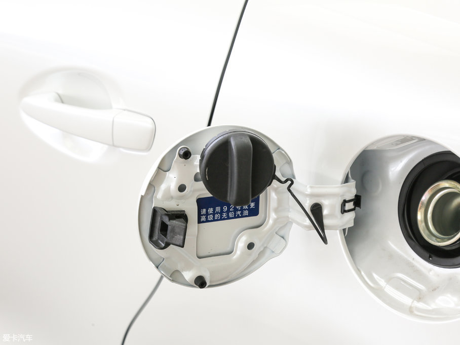 2017׿_˹CT 200h m ɫ