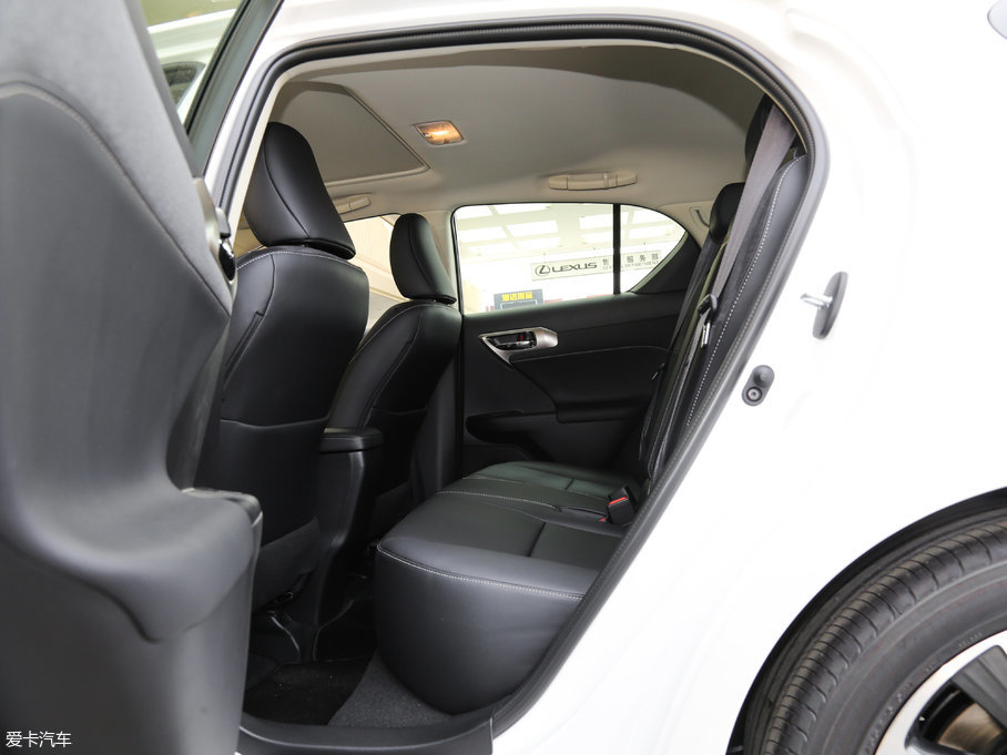 2017׿_˹CT 200h m ɫ