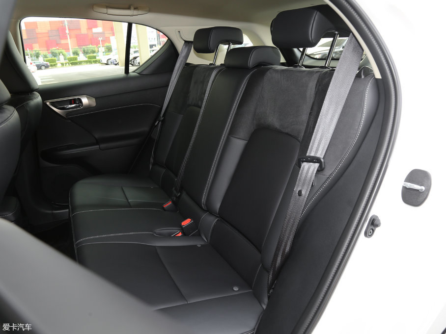 2017׿_˹CT 200h m ɫ