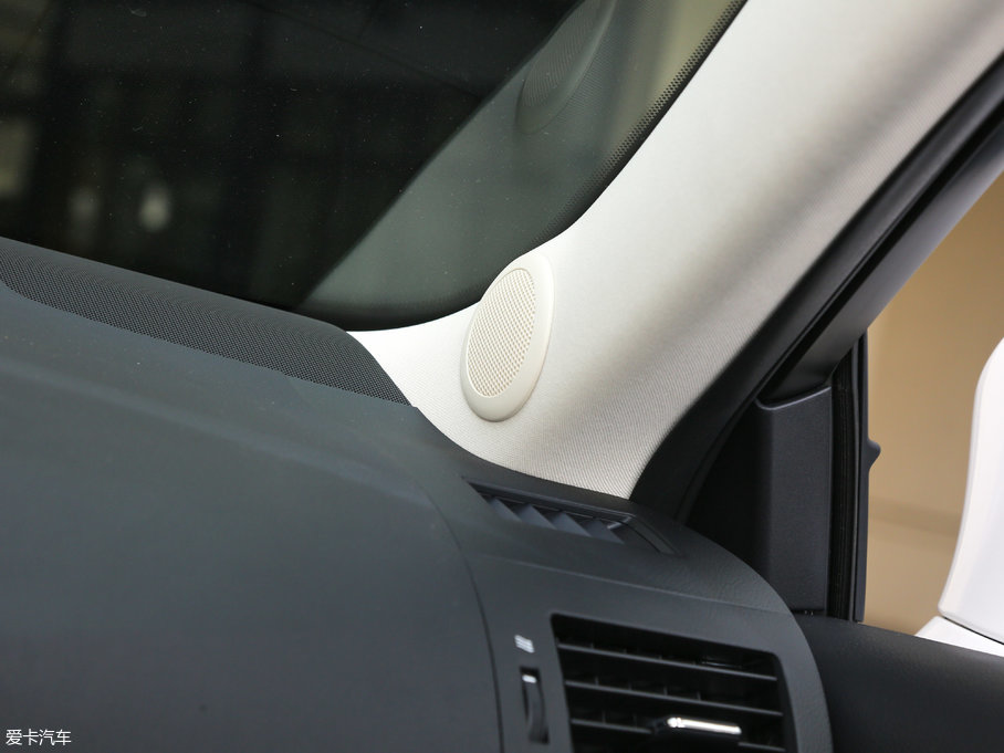 2017׿_˹CT 200h m ɫ