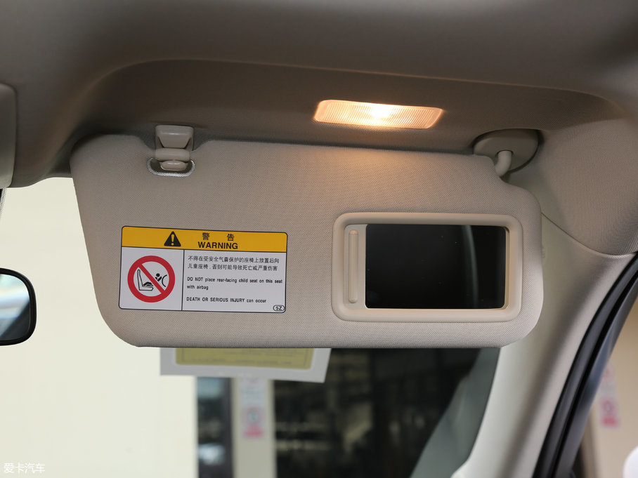 2017׿_˹CT 200h m ɫ