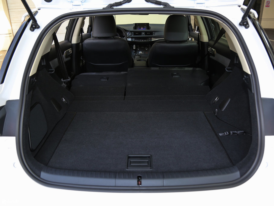 2017׿_˹CT 200h m ɫ