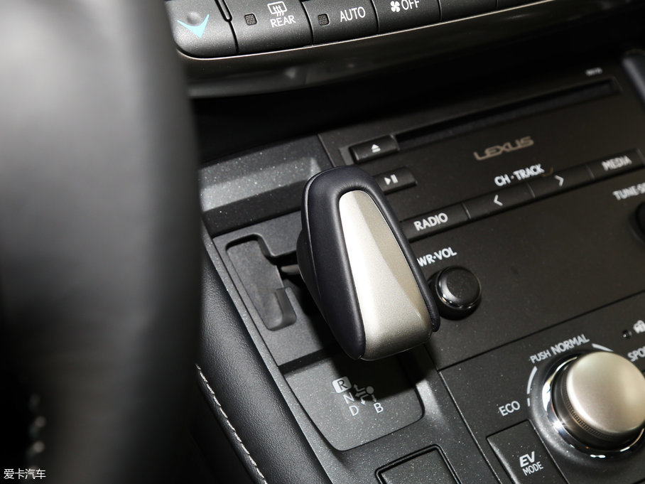 2017׿_˹CT 200h m ɫ