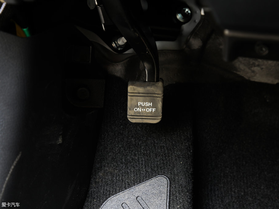 2017׿_˹CT 200h m ɫ