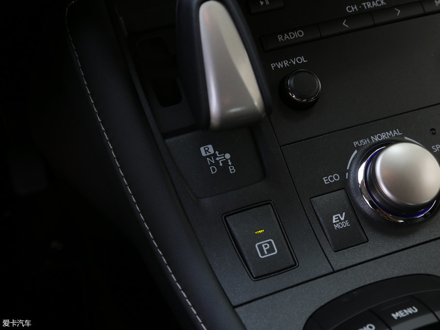 2017׿_˹CT 200h m ɫ