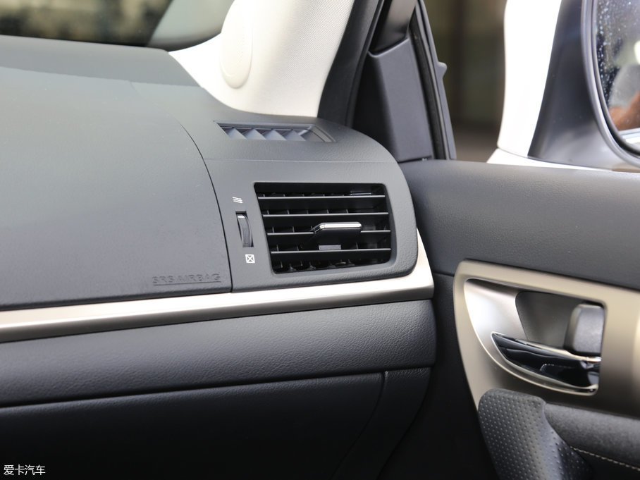 2017׿_˹CT 200h m ɫ