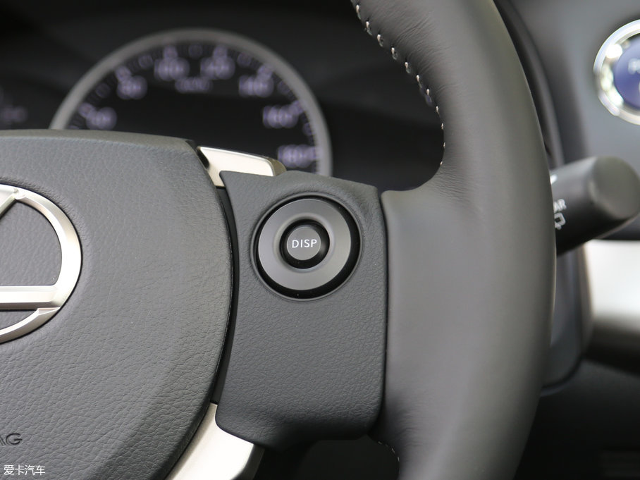 2017׿_˹CT 200h m ɫ