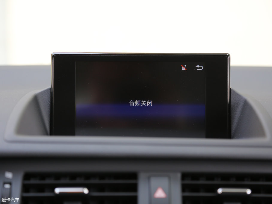 2017׿_˹CT 200h m ɫ