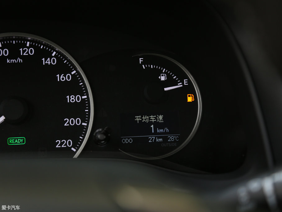 2017׿_˹CT 200h m ɫ