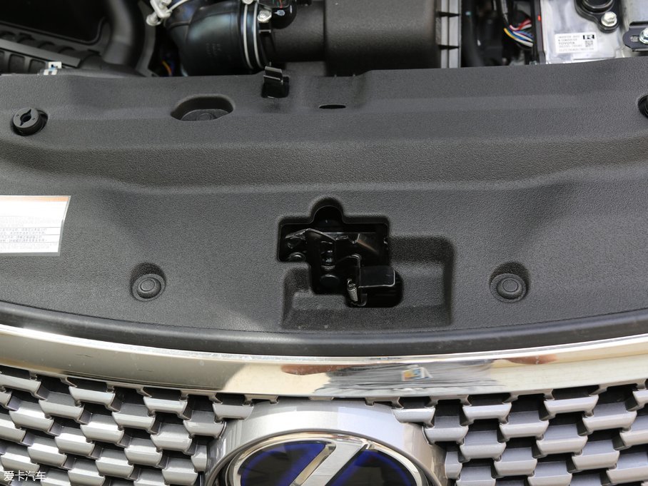 2017׿_˹CT 200h m ɫ