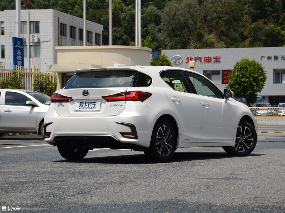 2017׿_˹CT 200h Ӣ ɫ