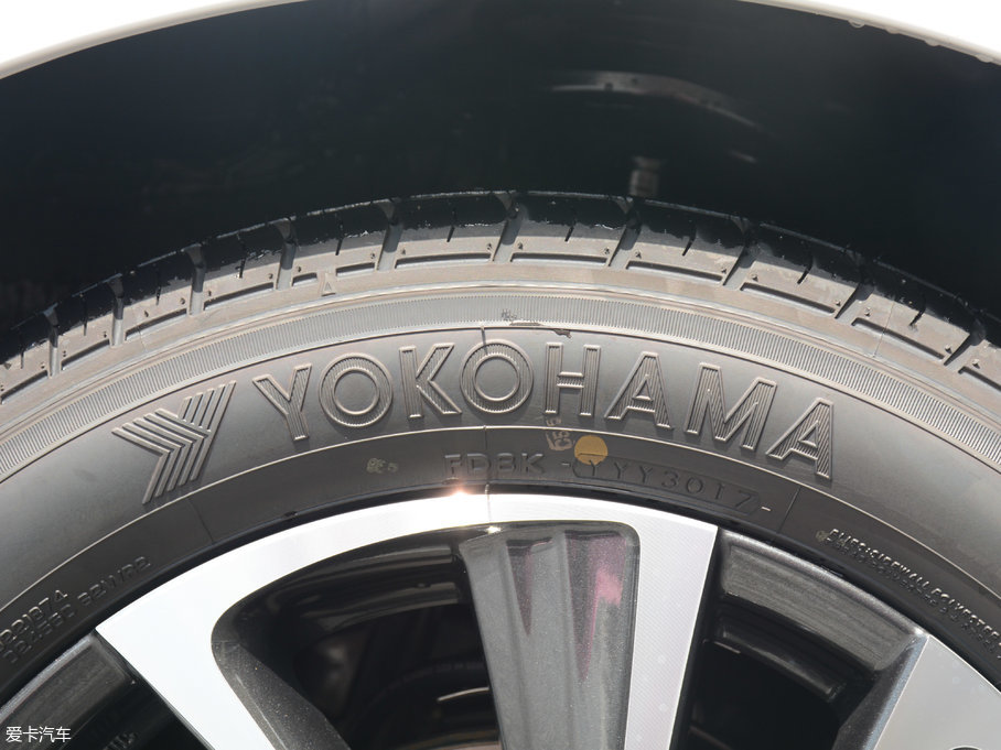 2017׿_˹CT 200h Ӣ ɫ