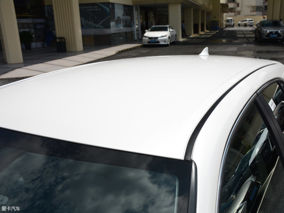 2017׿_˹CT 200h Ӣ ɫ