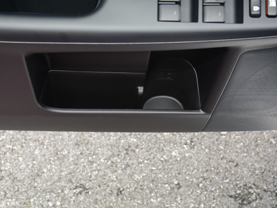 2017׿_˹CT 200h Ӣ ɫ