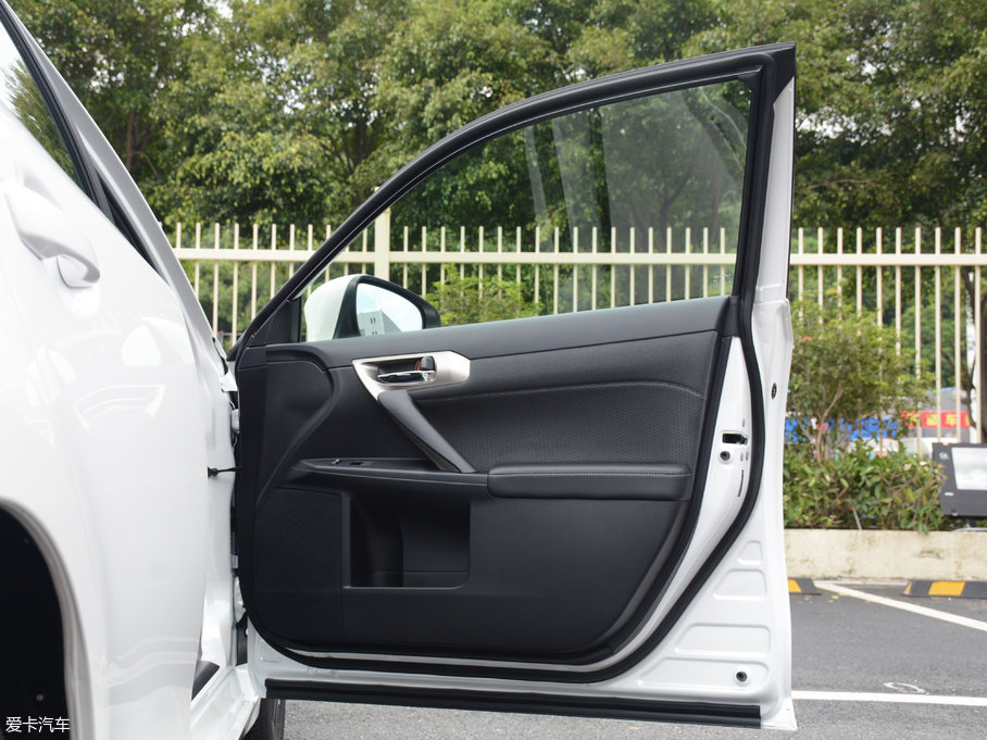 2017׿_˹CT 200h Ӣ ɫ