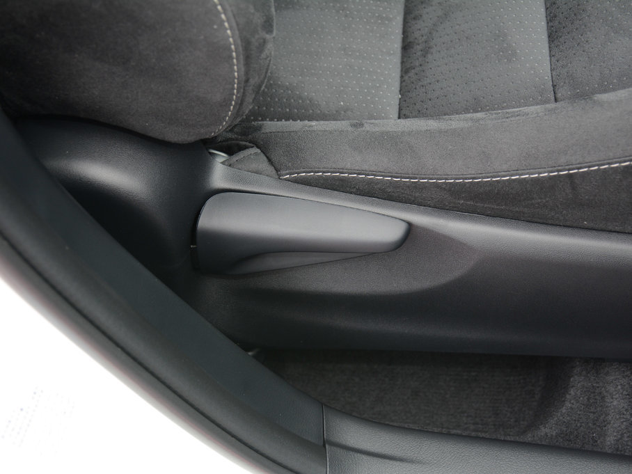 2017���׿��_˹CT 200h ��Ӣ�� ��ɫ