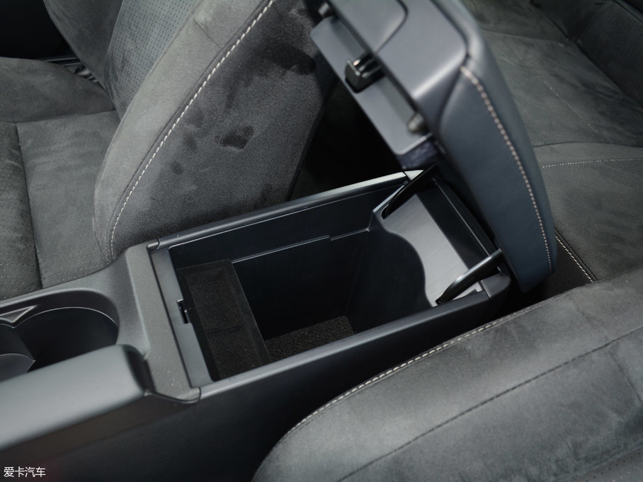 2017׿_˹CT 200h Ӣ ɫ