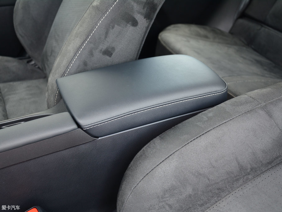 2017׿_˹CT 200h Ӣ ɫ