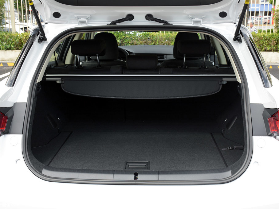 2017���׿��_˹CT 200h ��Ӣ�� ��ɫ