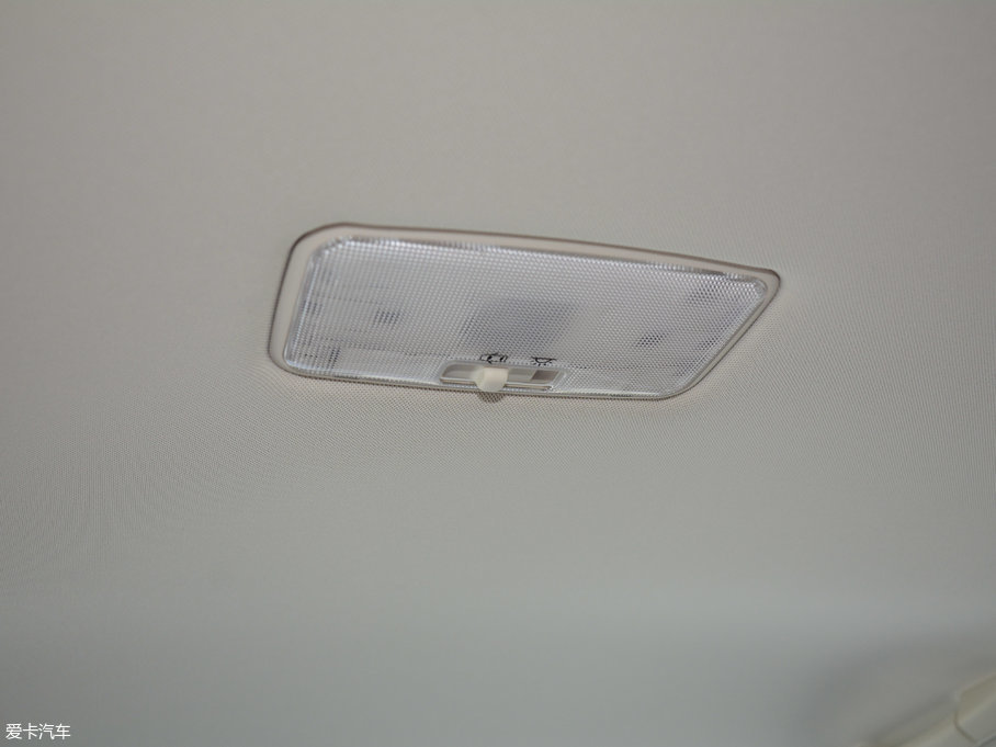 2017���׿��_˹CT 200h ��Ӣ�� ��ɫ