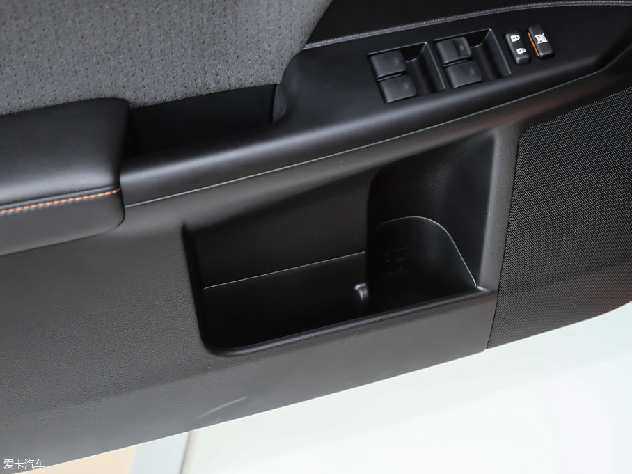 2017׿_˹CT 200h F SPORT ɫ