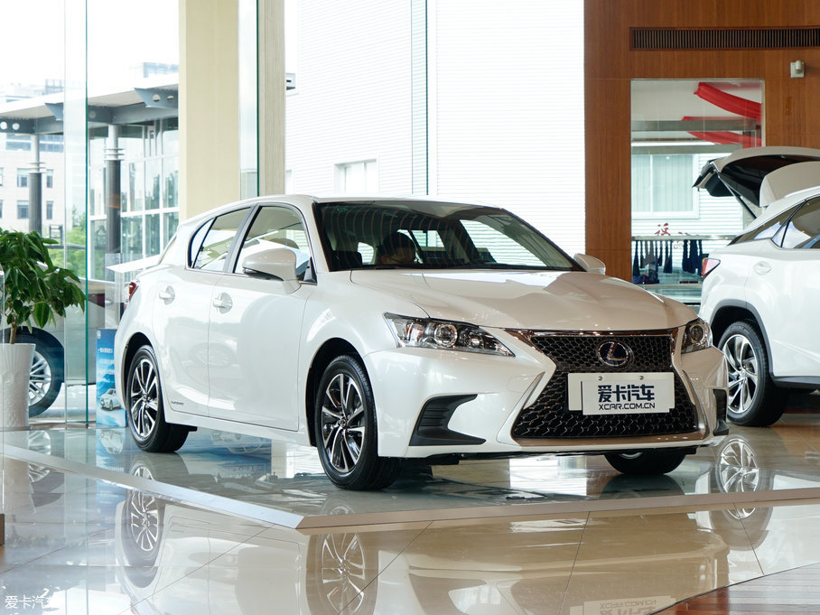 2017׿_˹CT 200h m ɫ