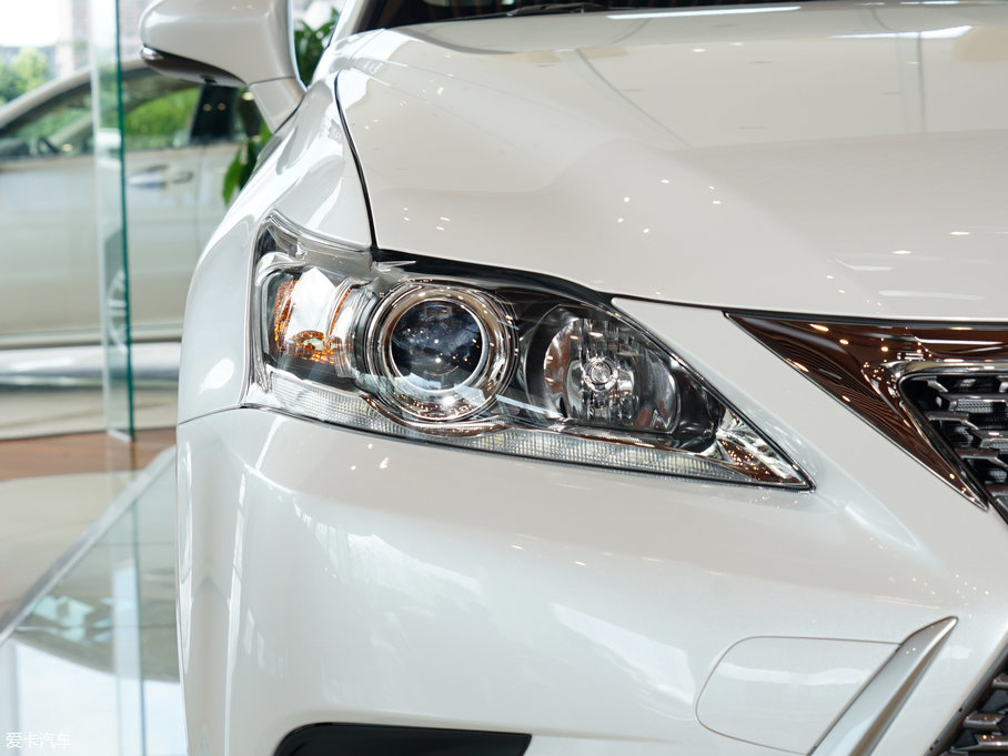 2017׿_˹CT 200h m ɫ