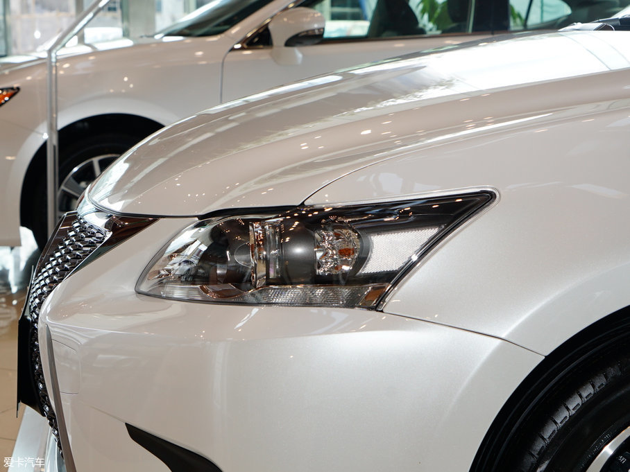 2017׿_˹CT 200h m ɫ