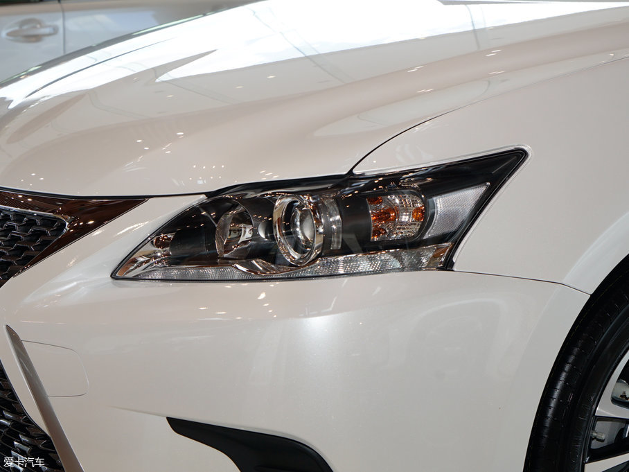 2017׿_˹CT 200h m ɫ