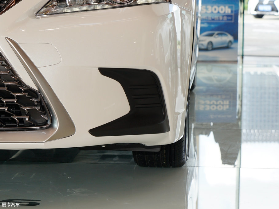 2017׿_˹CT 200h m ɫ