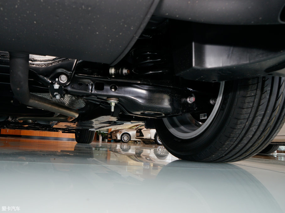 2017׿_˹CT 200h m ɫ