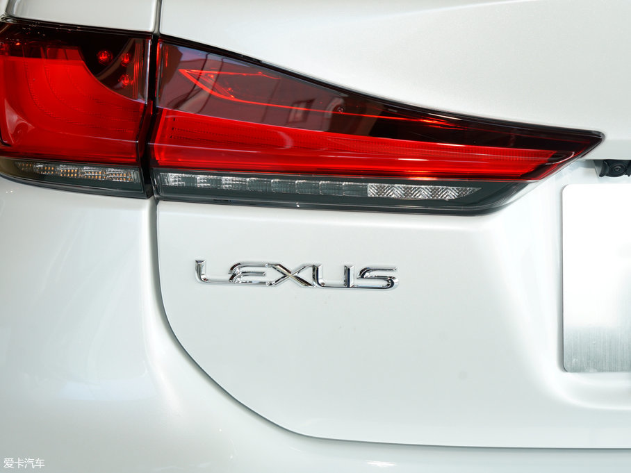 2017׿_˹CT 200h m ɫ