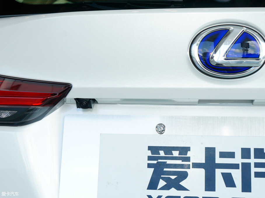 2017׿_˹CT 200h m ɫ