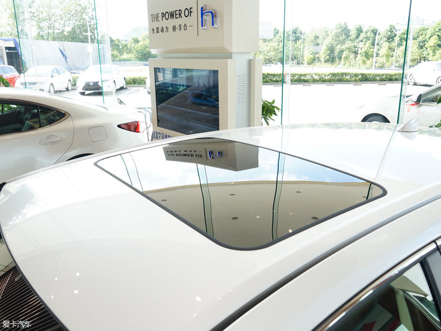 2017׿_˹CT 200h m ɫ