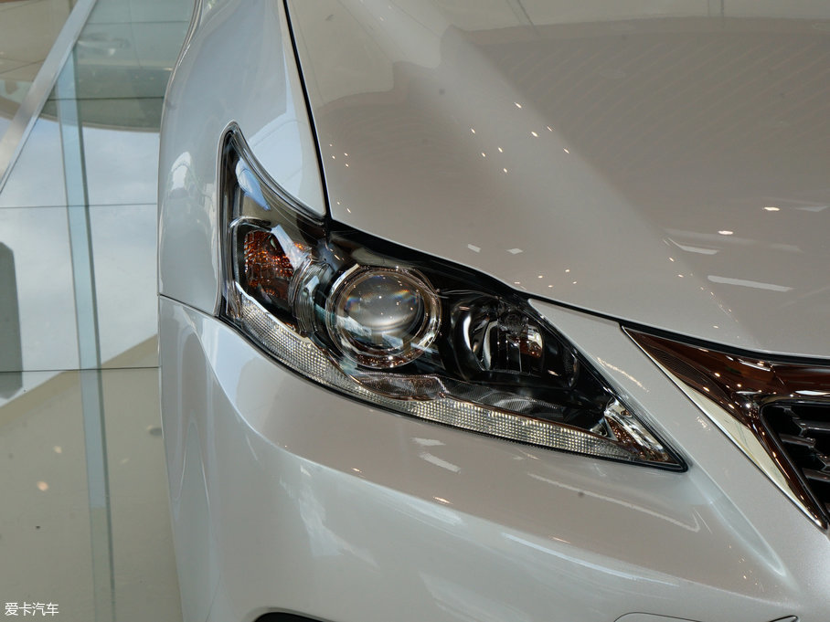 2017׿_˹CT 200h m ɫ