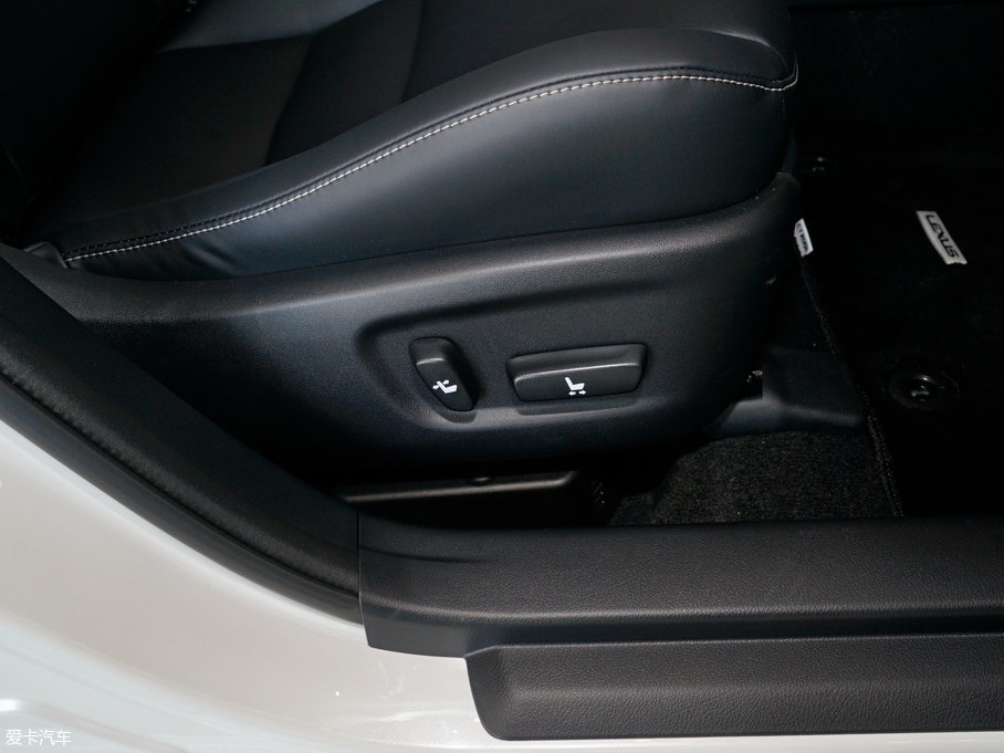 2017׿_˹CT 200h m ɫ