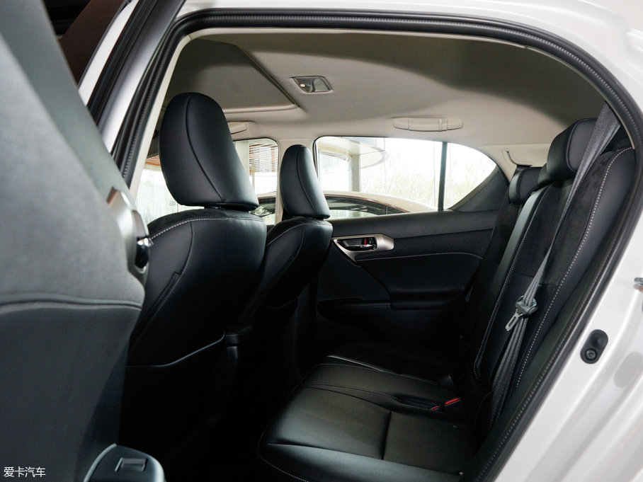 2017׿_˹CT 200h m ɫ