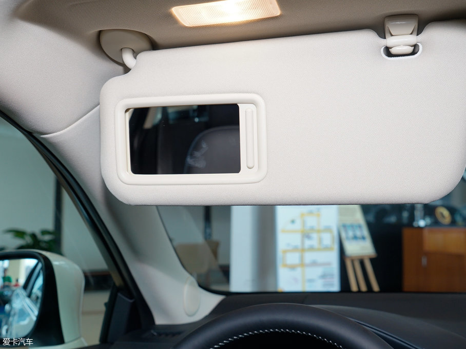 2017׿_˹CT 200h m ɫ