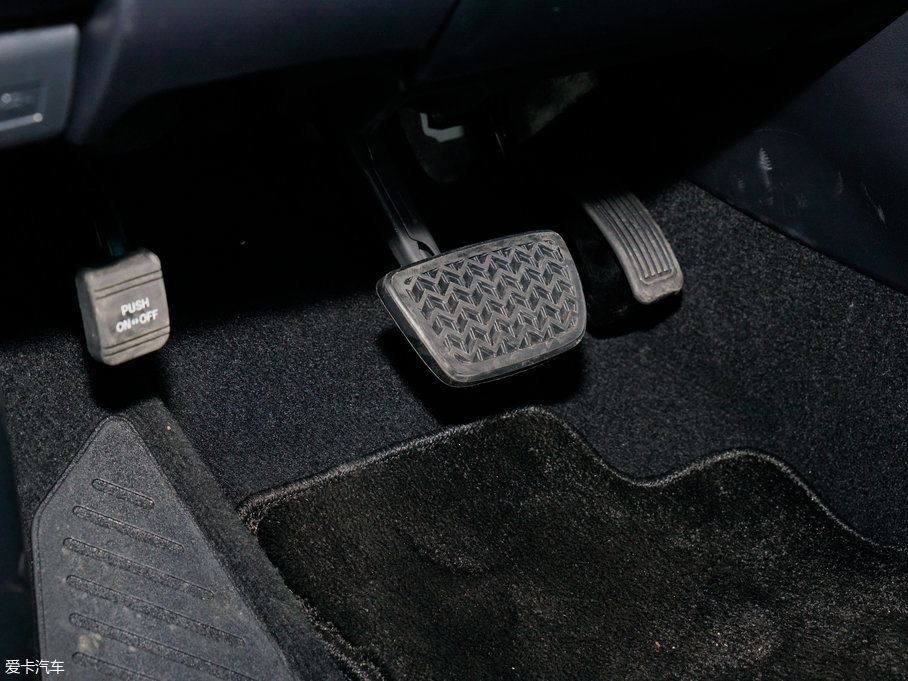 2017׿_˹CT 200h m ɫ