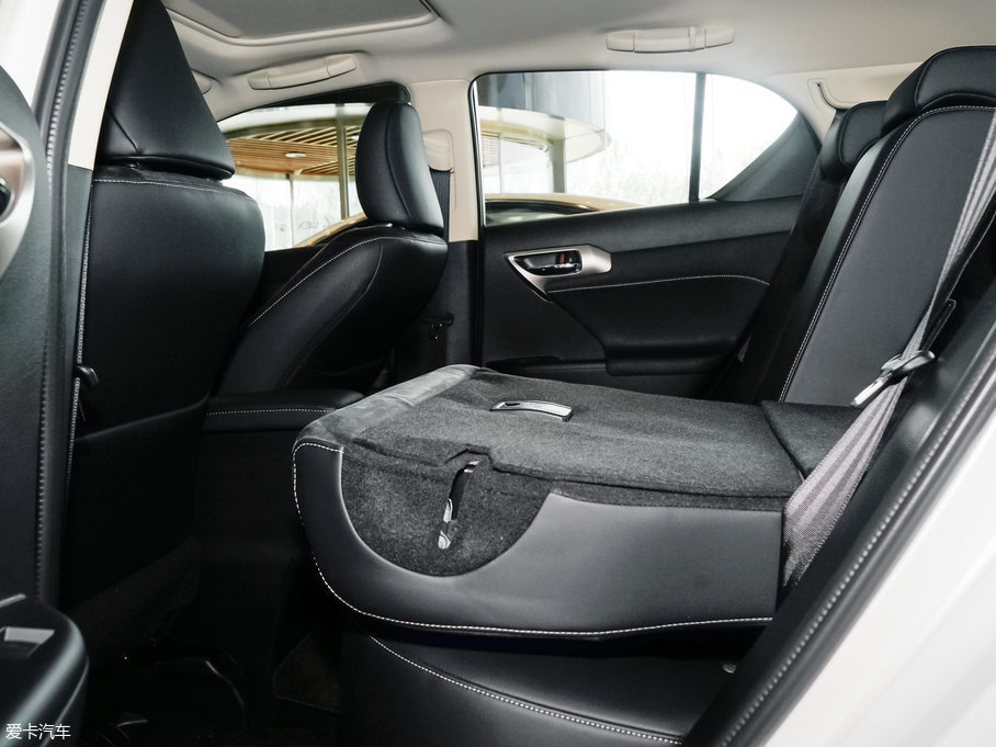 2017׿_˹CT 200h m ɫ