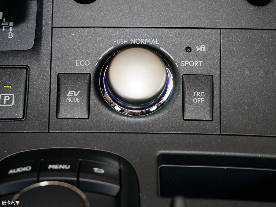 2017׿_˹CT 200h m ɫ