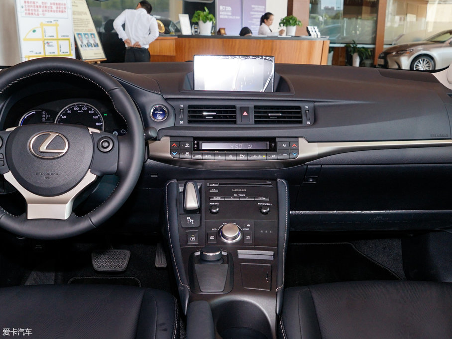 2017׿_˹CT 200h m ɫ