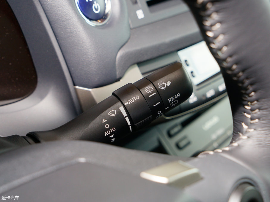 2017׿_˹CT 200h m ɫ