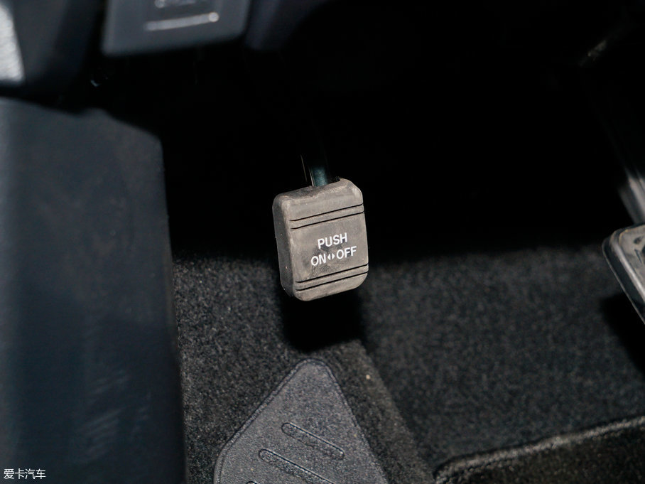 2017׿_˹CT 200h m ɫ