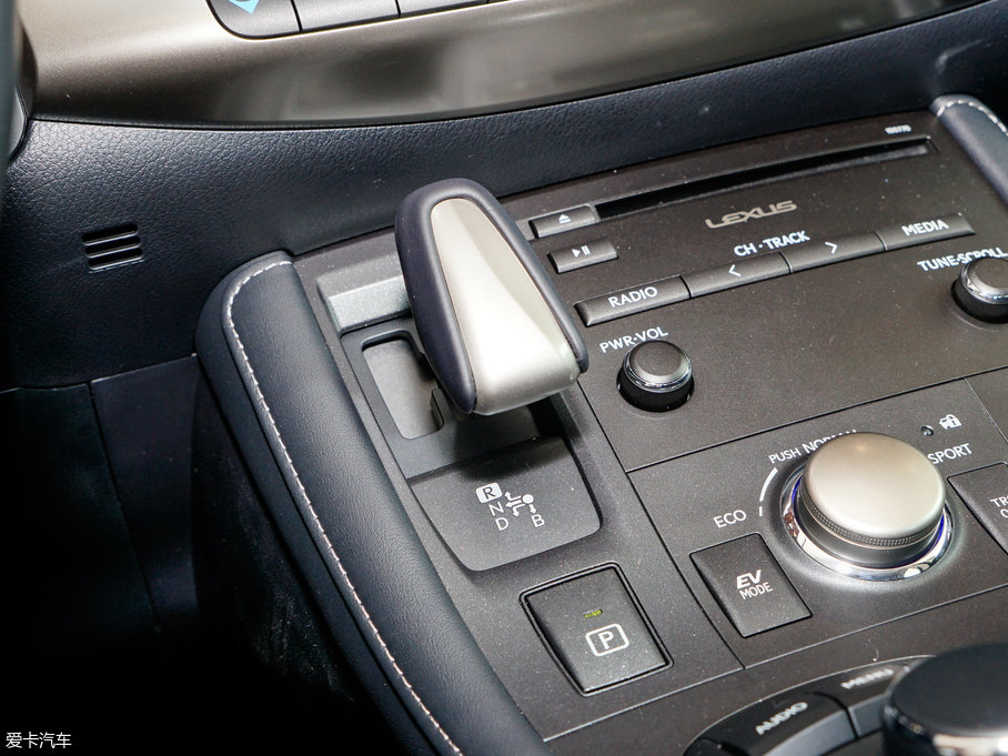 2017׿_˹CT 200h m ɫ